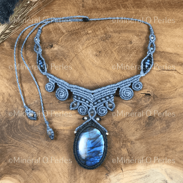 Labradorite 