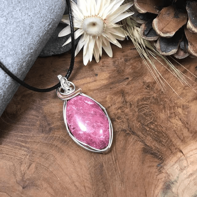 Thulite